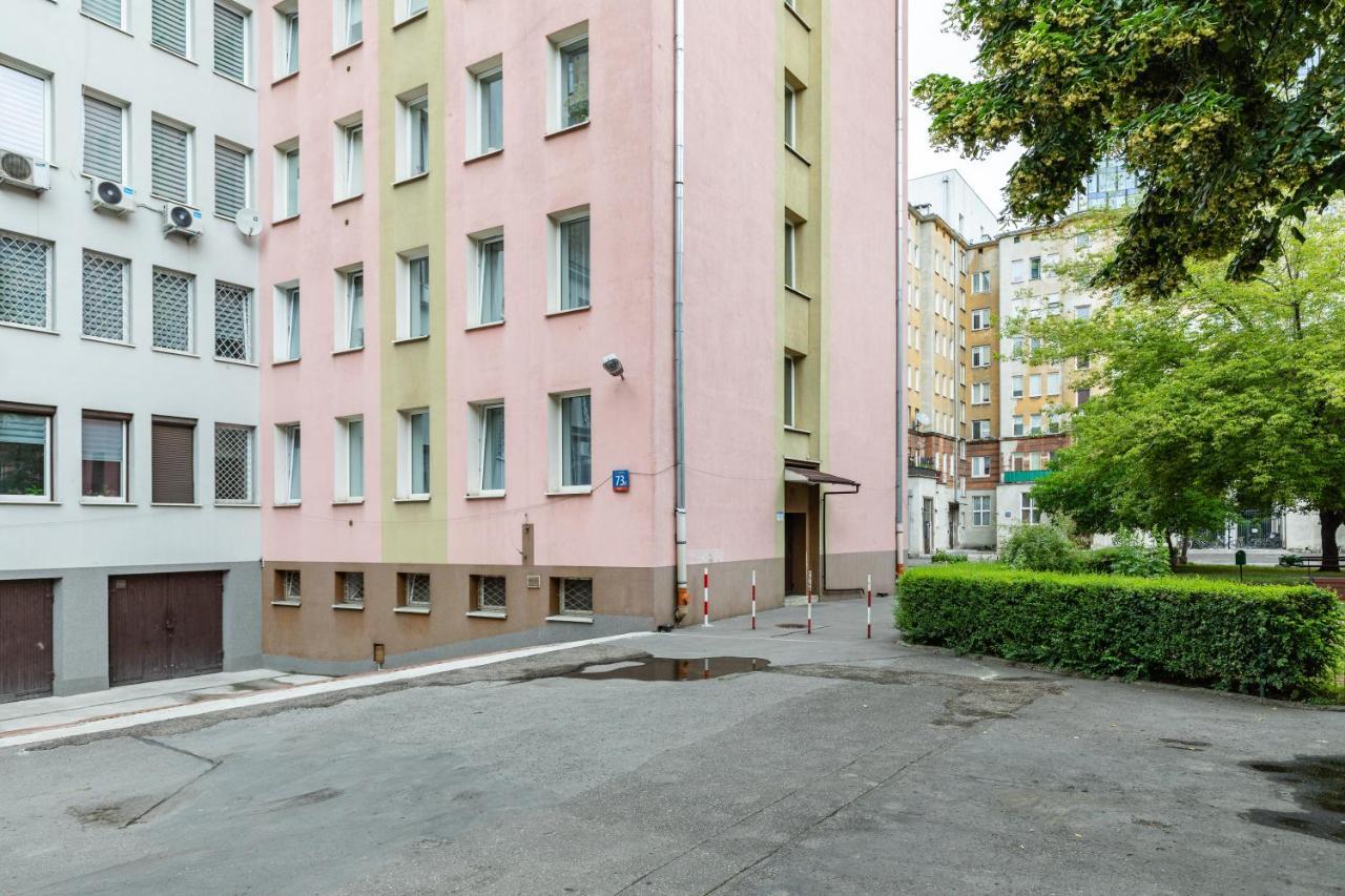 Superapart Chmielna 73A, City Center Варшава Экстерьер фото